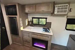 David's Cruiser RV Avenir 17RB Travel Trailer