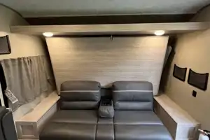 Coachman Catalina Summit series 7 Travel Trailer