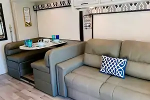 2022 CA Glamping Dreams w/DTV & WiFi