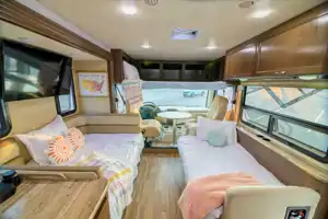 ACE THOR SLEEPS 6