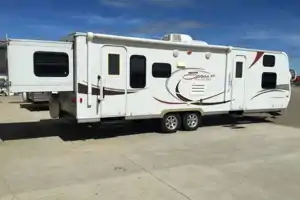 Jessica's 30’ Spree Trailer 2 slides