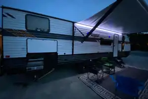 Camp Lovers RVs 