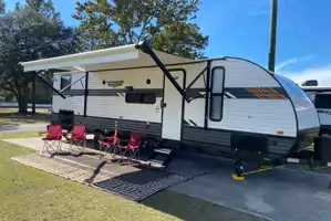 Camp Lovers RVs 