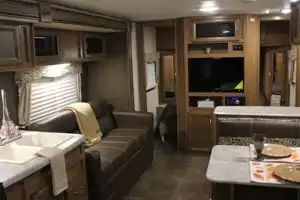 Happy Glamper RV Rental