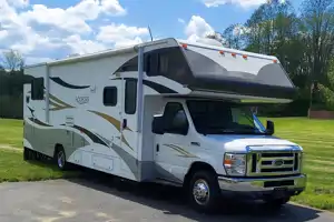 2011 Winnebago Access Class C