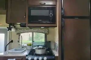 RV Trippin - "Theodore" - Thor Chateau