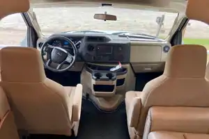 Thor Motor Coach Magnitude BH31 Class C