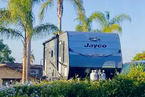Phil's Travel Trailer bright and roomy