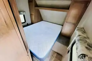 Spacious Clean 27.5' Travel Trailer w/ Slide-out Dinette 