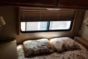  Fleetwood Flair Class A Bus