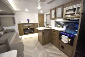 Z RV Adventures "IZZY"