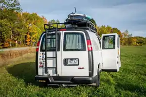 Karine GMC  Savana Classe B