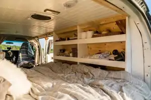 Karine GMC  Savana Classe B