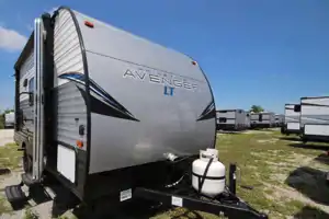 2021 Avenger trailer 16 BH with bunks