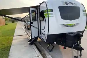Joseph's Flagstaff  E Pro 16 BH Travel Trailer
