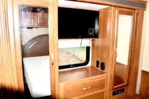 Class A w/ Washer/Dryer Sleeps 4