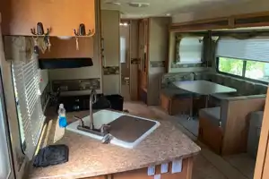 Family Bunkhouse/Outdoor Kitchen Will Deliver and Return