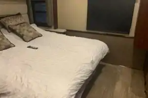 New Luxury 34" Motorhome , Fully Loaded