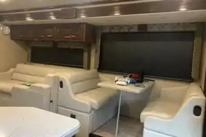 New Luxury 34" Motorhome , Fully Loaded