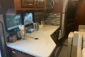 New Luxury 34" Motorhome , Fully Loaded