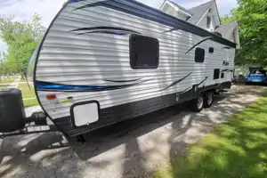 2019 Palomino Puma XLE 