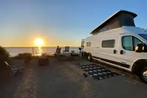 Winnebago Solis - Your Home to Roam (Winnebago Solis, 4 seatbelts, sleeps 6) - Irvine King
