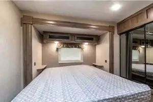 Tim's Aurora 34BHTS Travel Trailer