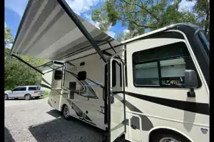 PERFECT FOR TAILGATING!  2022 Jayco