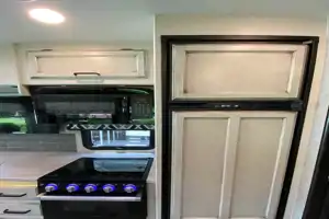 PERFECT FOR TAILGATING!  2022 Jayco