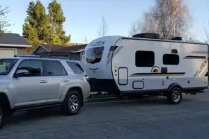 Lorant's Lightweight GeoPro (2021) is the perfect getaway home