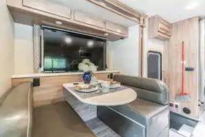 PENNIE - 2019 Jayco Precept 31 UL 
