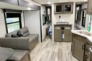 Talitha's as new 2022 Starcraft Autumn Ridge 26BHS Travel Trailer