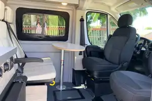 Winnebago Solis - The Happy Glamper! (4 seatbelts, sleeps 4) - Santa Ana queen