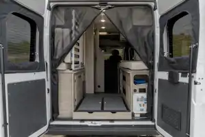 Winnebago Solis - The Happy Glamper! (4 seatbelts, sleeps 4) - Santa Ana queen