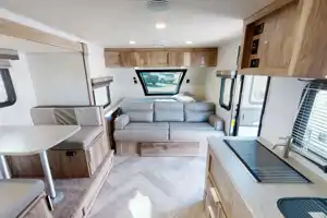 New, Light Weight, Family-Friendly trailer (no cleaning fees!)
