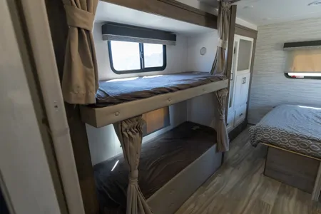 Gulfstream Bunkhouse 63111 - 27022