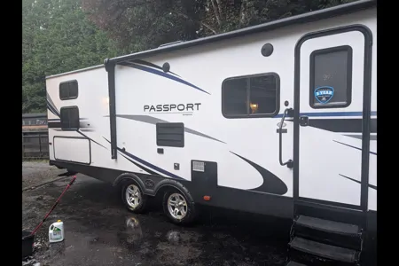 Michael's Keystone passport Travel Trailer