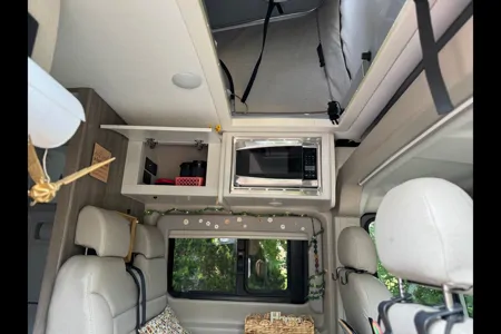 Rize & Shine - Pet Friendly, Easy to Drive, Adventure-Ready!