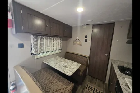 BOHEMIAN BEAUTY KEYSTONE HIDEOUT