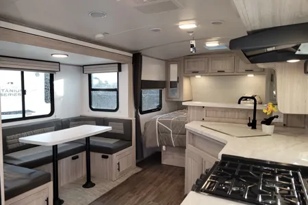 GM's Cruiser RV Shadow Cruiser 225RBS Travel Trailer