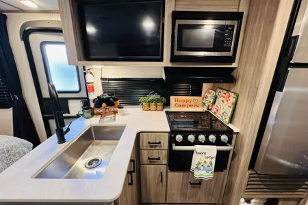 'Evelyn' 2023 Keystone RV Passport ACO2302