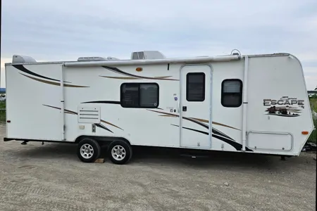 Derek's KZ Spree Escape Travel Trailer