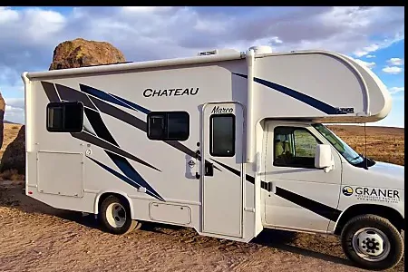 Brand new 2027 Thor Chateau 24ft. with free private shuttle