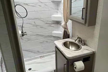 Brand new 2027 Thor Chateau 24ft. with free private shuttle