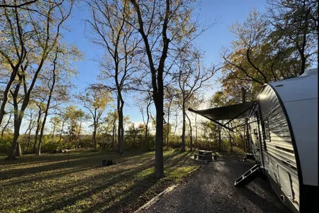 East to West Della Terra BH271 Travel Trailer