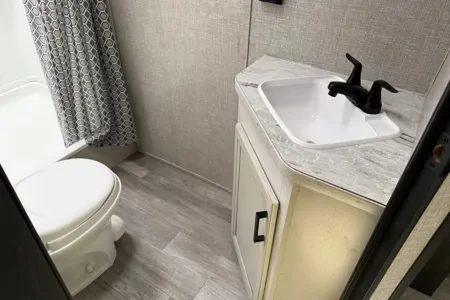 Big Boy Toys & RV Rentals Jayco Jay Flight 284 BHS Travel Trailer