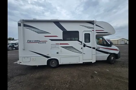 daniel's Thor Motor Coach Freedom Elite Class C