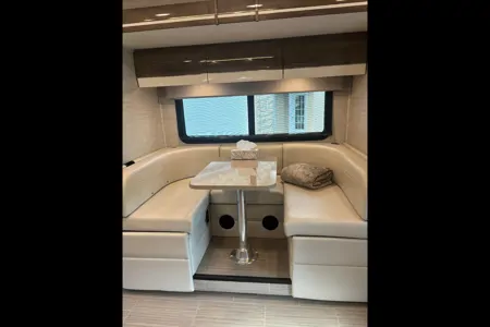 LA BELLE VIE en Jayco Classe C