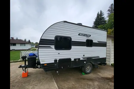 Sunset Park RV Sun Lite 16BH