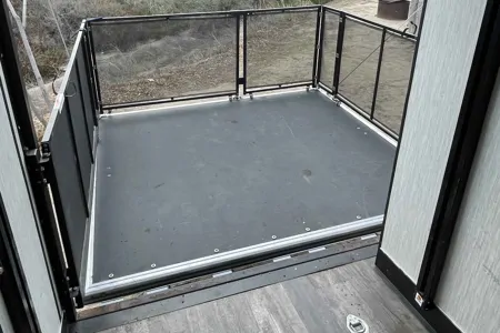 Wolf Pack Party Patio Bunkhouse